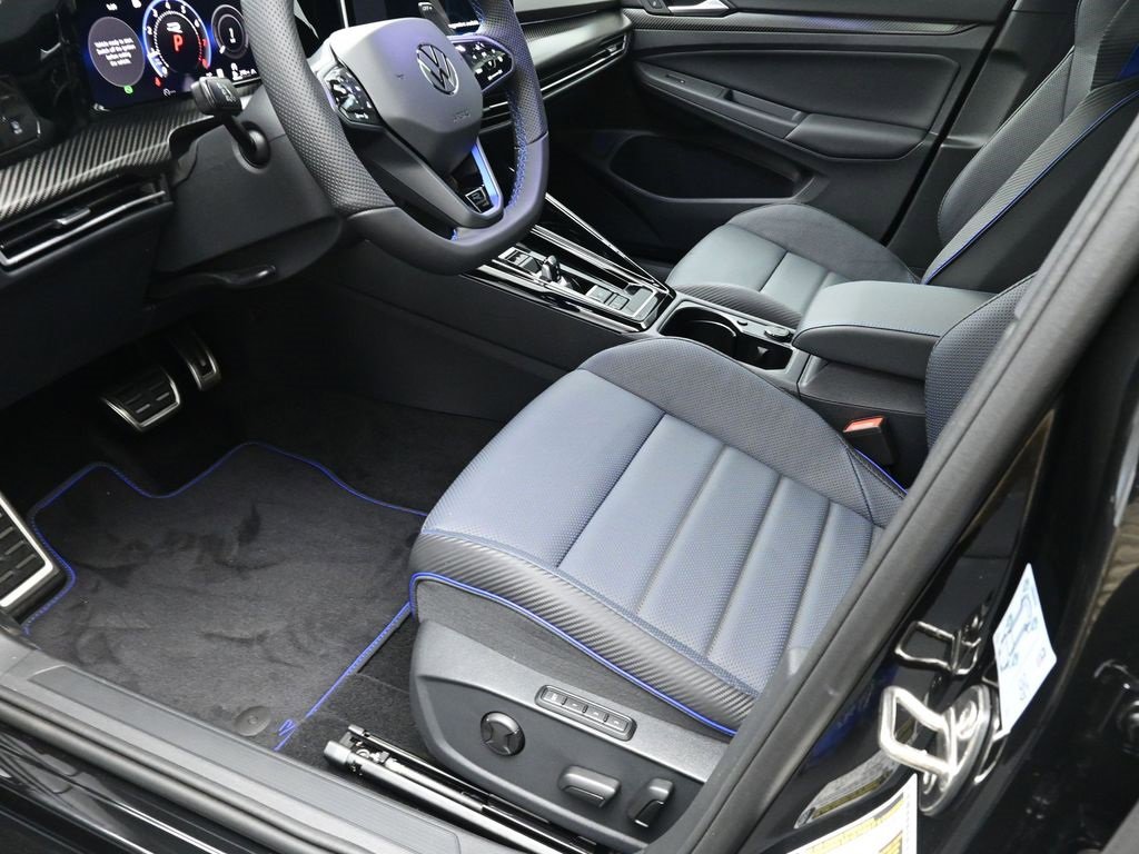 New 2025 Volkswagen Golf R Black Edition image 17