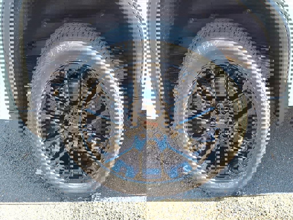 New 2026 GMC Sierra 1500 SLT w/ SLT Premium Plus Package image 8