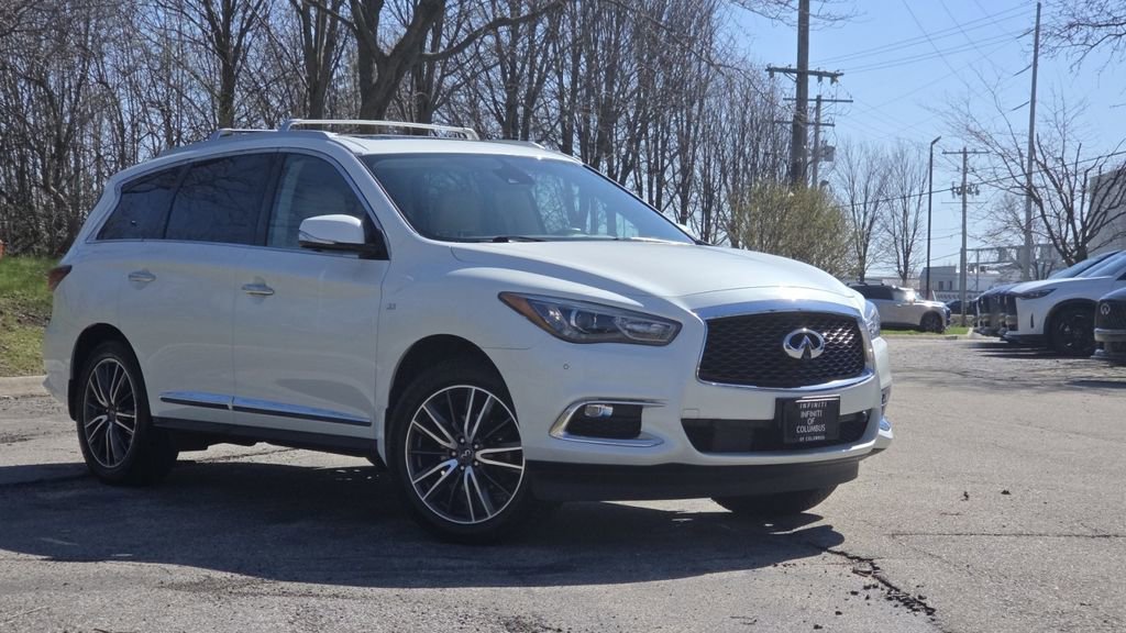 Used 2019 INFINITI QX60 Luxe w/ Sensory Package image 2