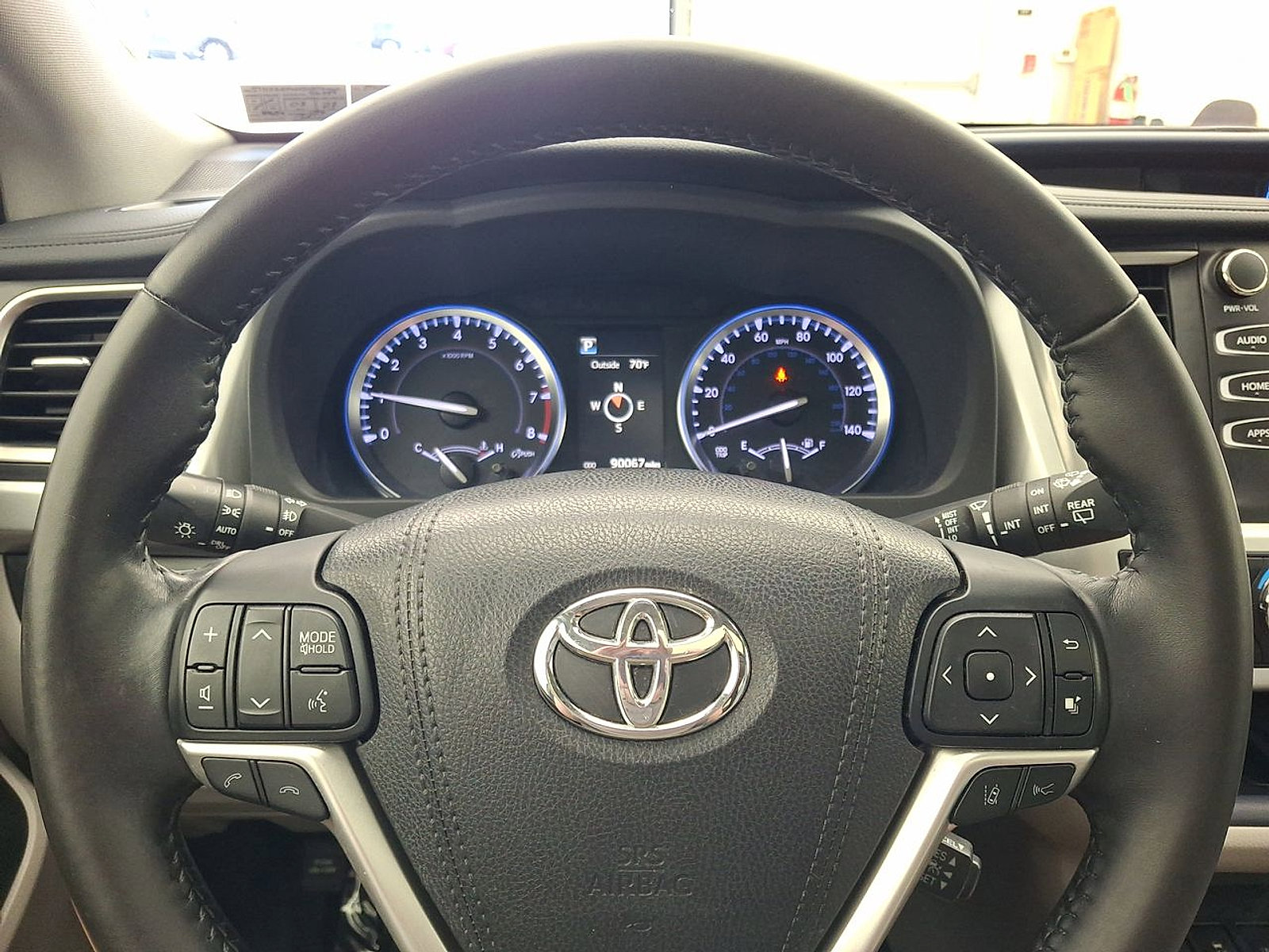 Certified 2018 Toyota Highlander XLE image 16