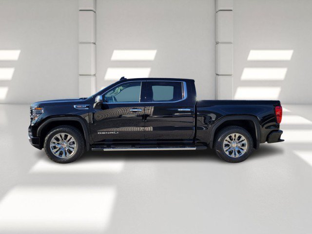 Used 2025 GMC Sierra 1500 Denali w/ Technology Package AWD/4WD image 4