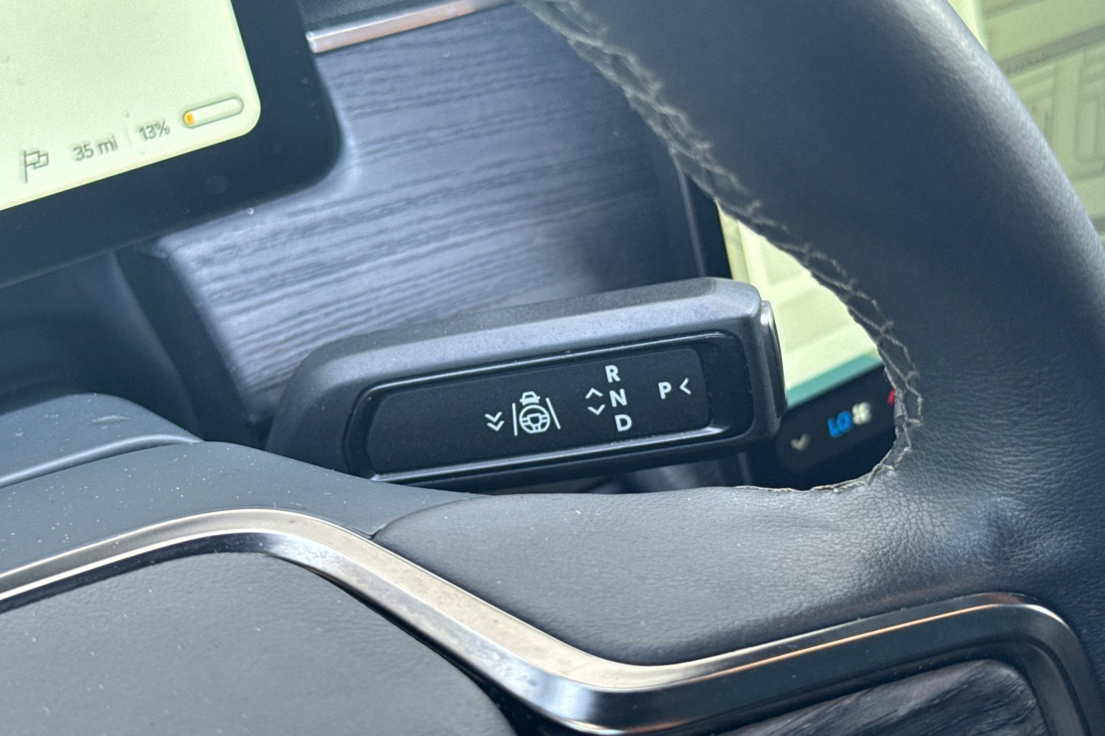 Used 2023 Rivian R1S Launch Edition image 22