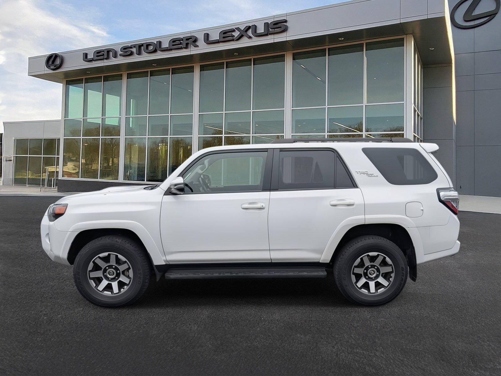 Used 2023 Toyota 4Runner TRD Off-Road Premium image 7