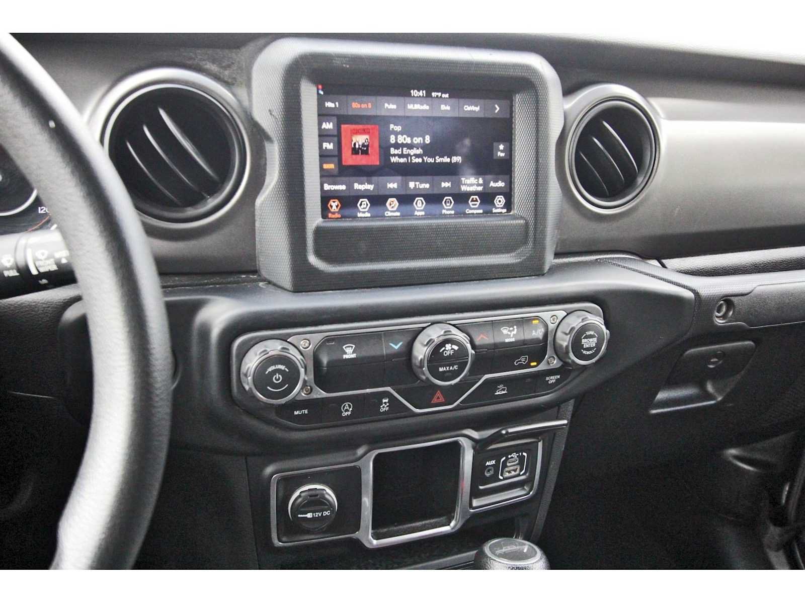 Used 2022 Jeep Gladiator Sport AWD/4WD image 19