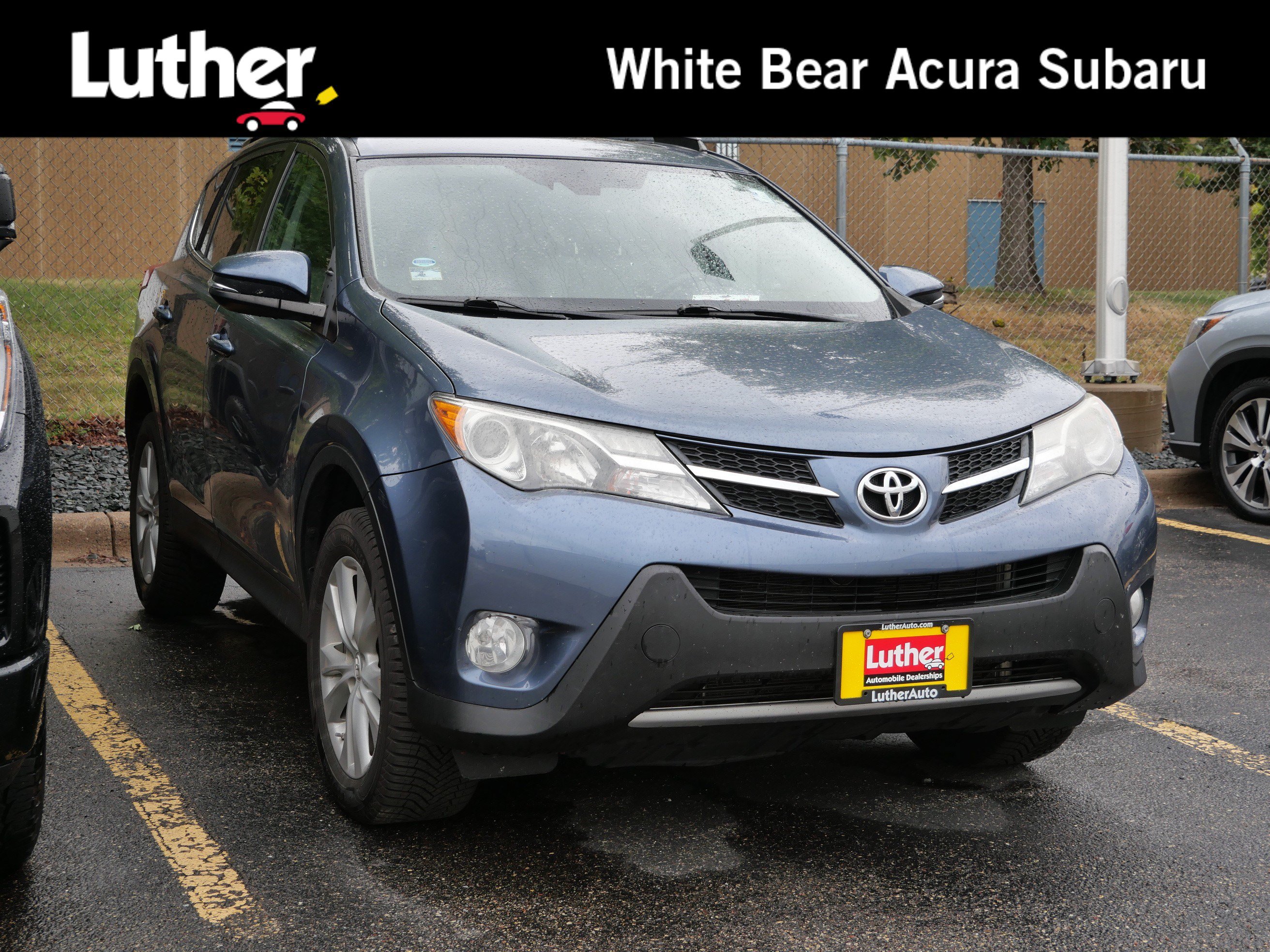Used 2014 Toyota RAV4 Limited w/ Technology Package AWD/4WD image 1
