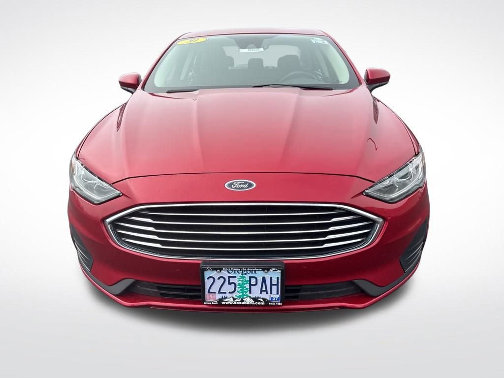 Used 2020 Ford Fusion SE image 2