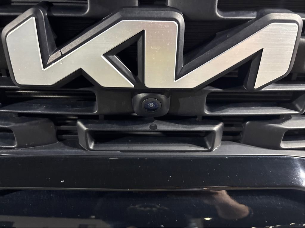 Certified 2022 Kia Telluride SX w/ SX Prestige Package image 16