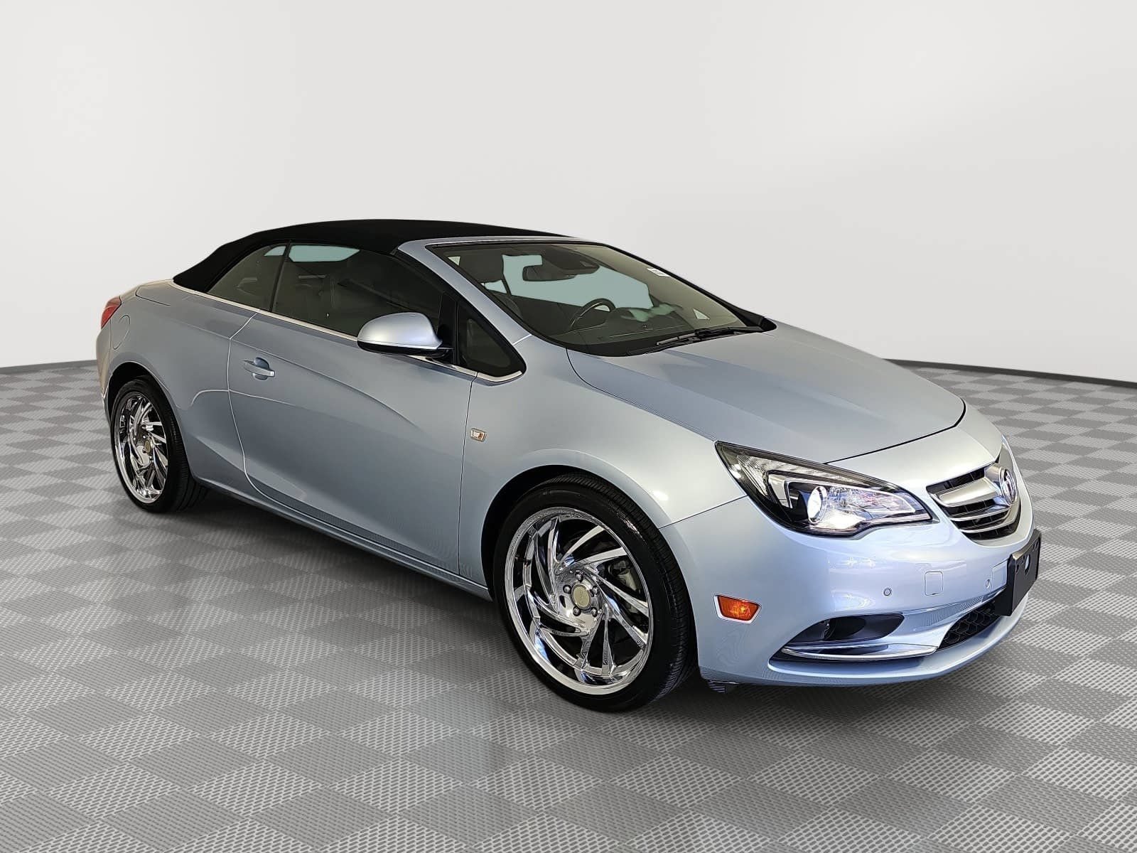 Used 2019 Buick Cascada Premium FWD image 2