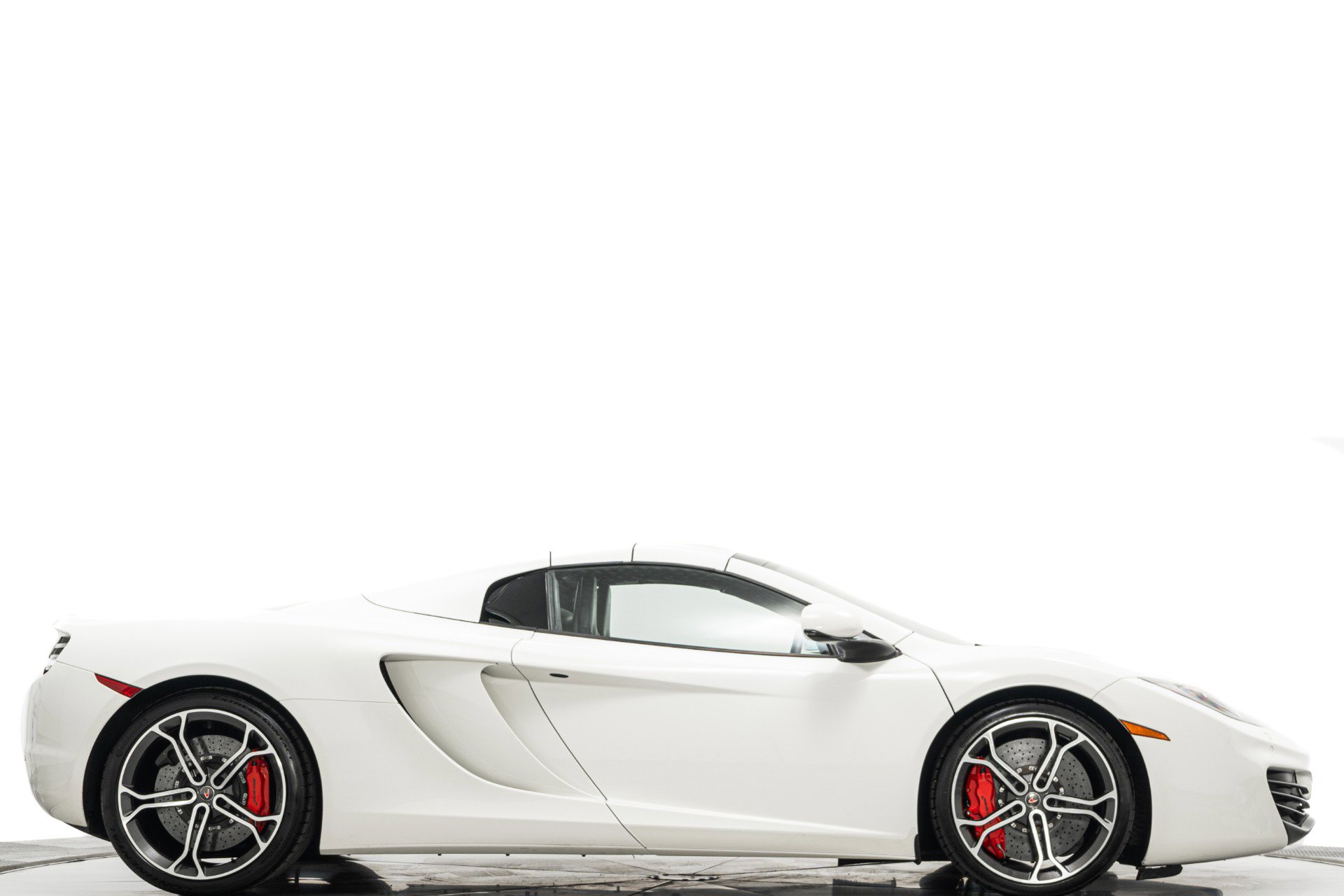 Used 2014 McLaren MP4-12C Spider RWD image 18