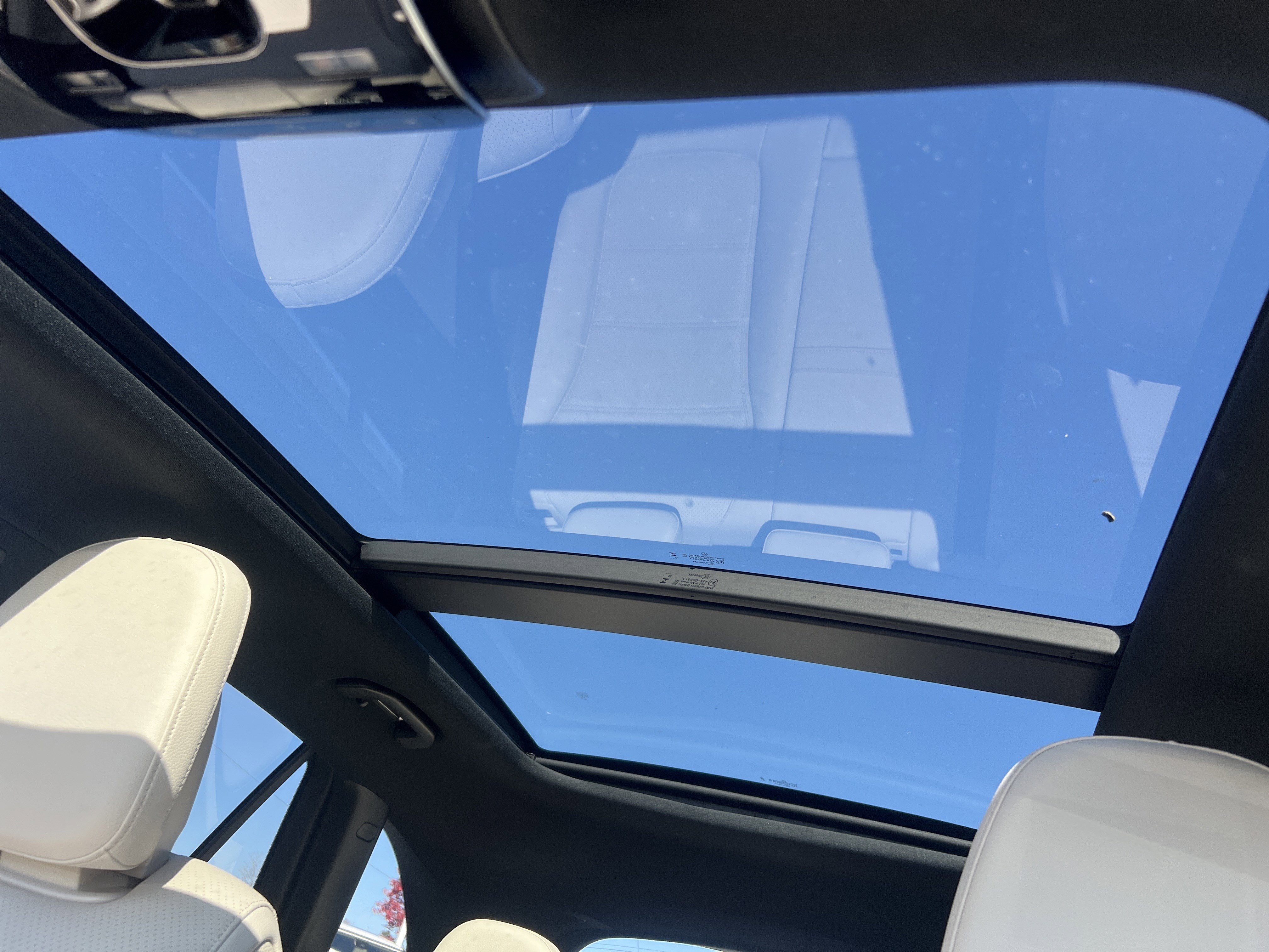 Certified 2024 Mercedes-Benz GLC 300 4MATIC image 28