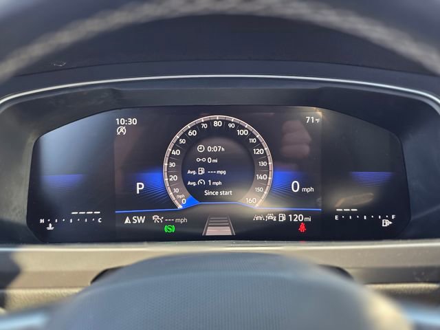 Used 2024 Volkswagen Tiguan Wolfsburg Edition image 27