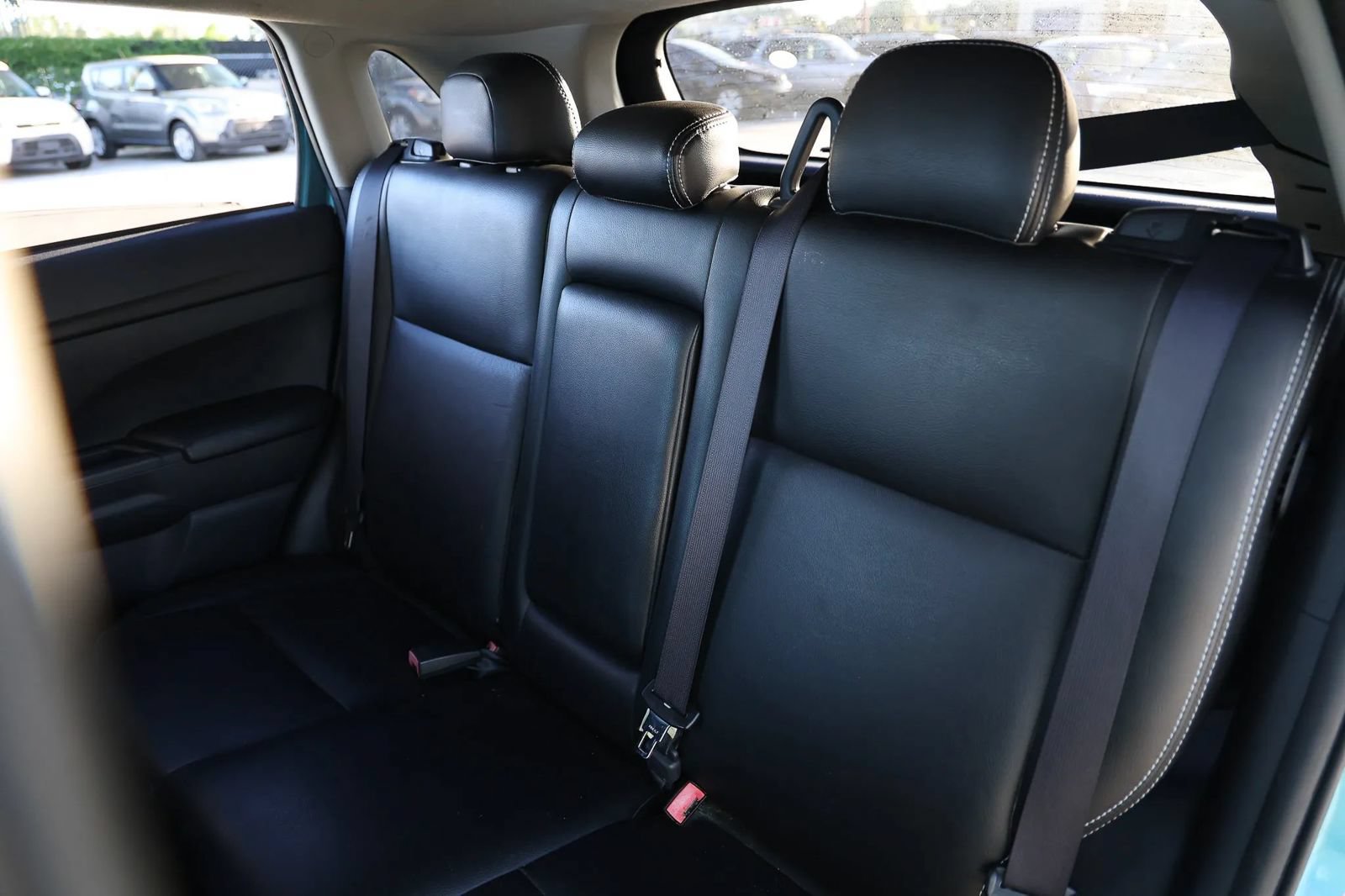 Used 2011 Mitsubishi Outlander Sport SE FWD image 19