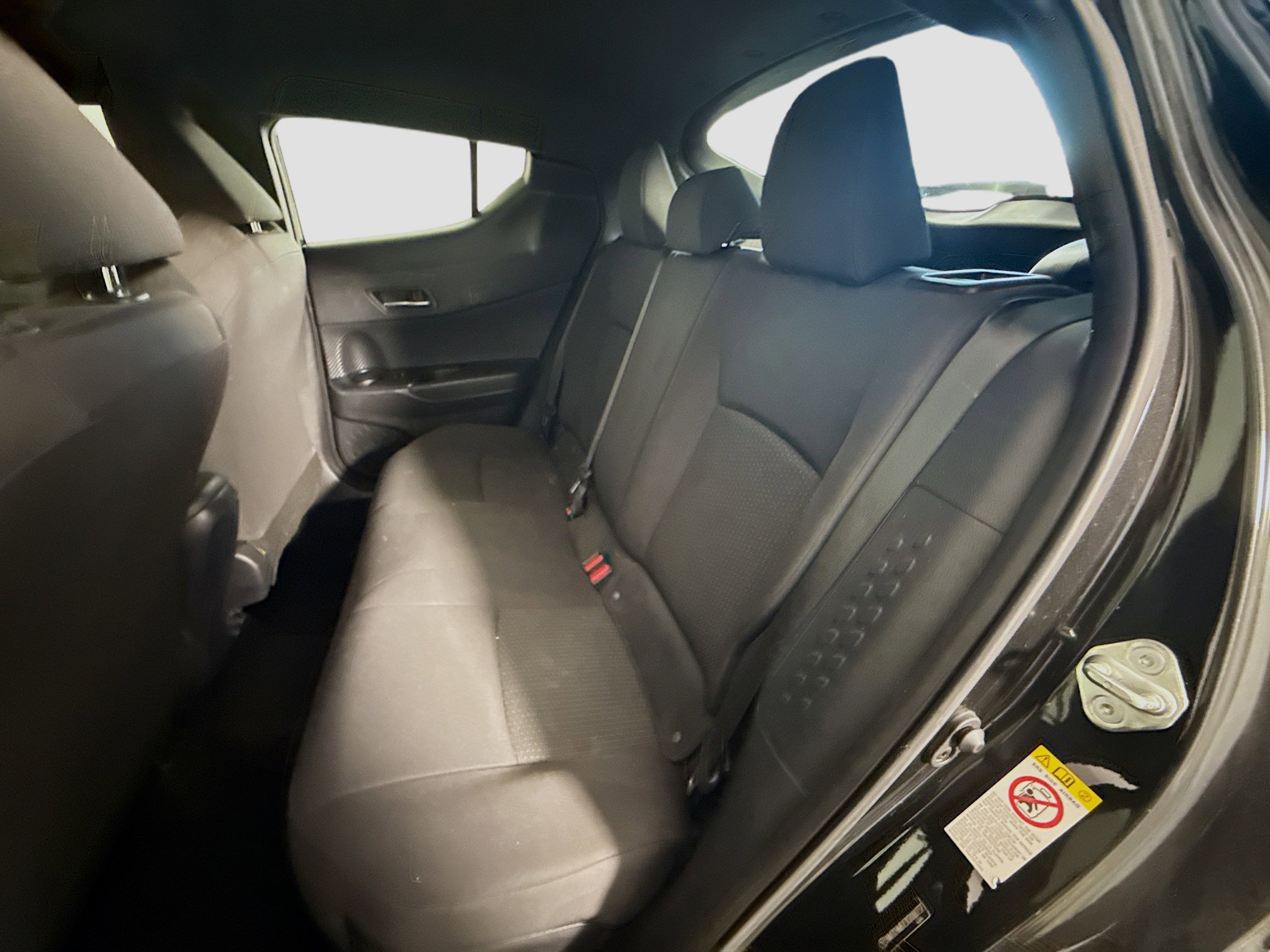 Used 2019 Toyota C-HR LE image 24