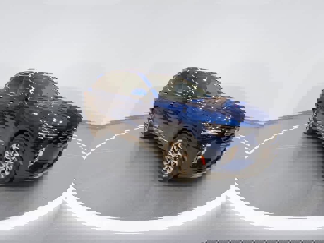 Used 2022 Buick Envision Essence w/ Technology Package I image 2