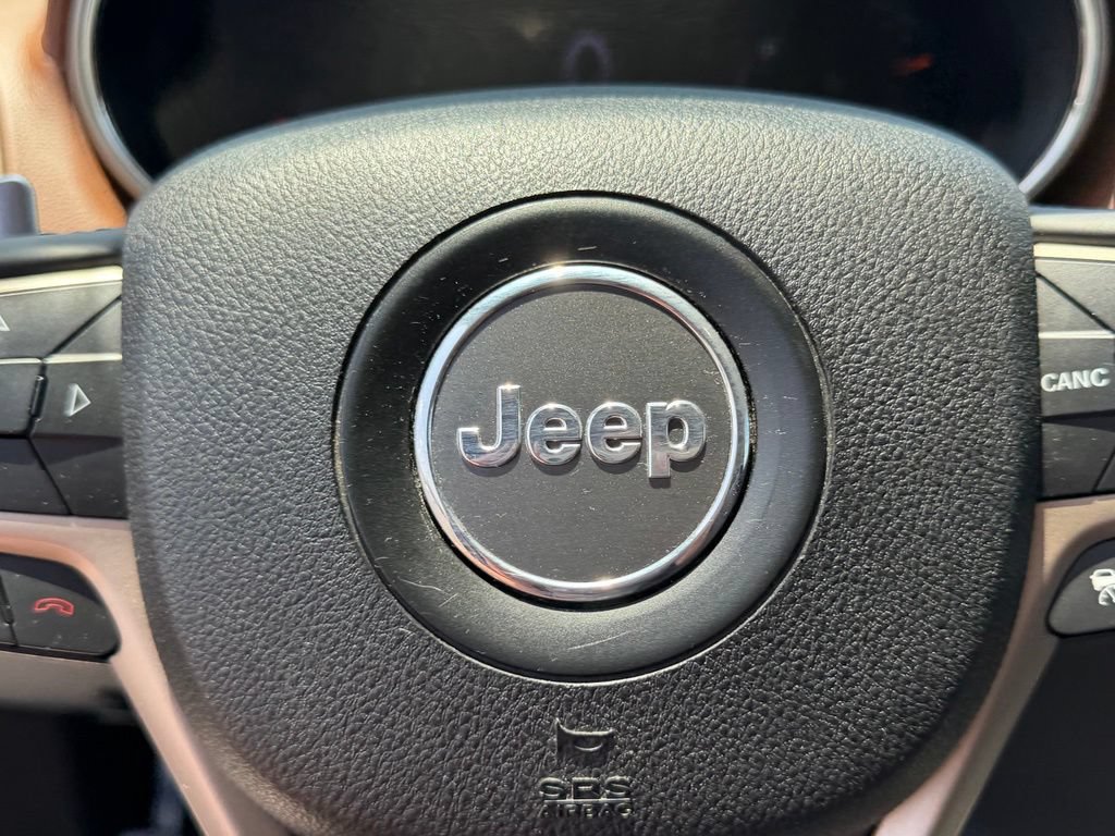 Used 2016 Jeep Grand Cherokee Summit AWD/4WD image 19