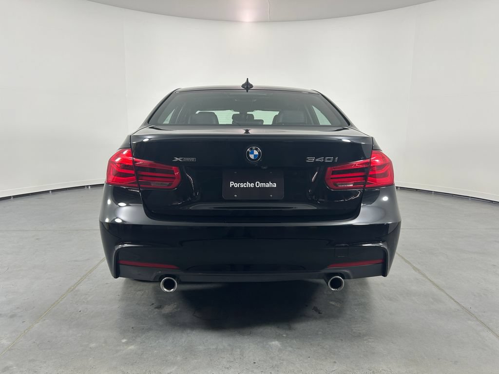 Used 2018 BMW 340i xDrive Sedan w/ Premium Package AWD/4WD image 6