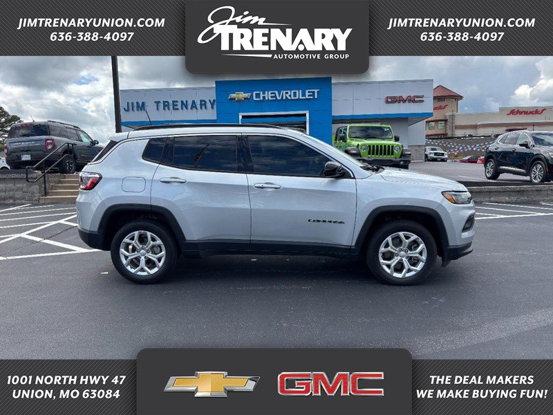 Used 2024 Jeep Compass Latitude