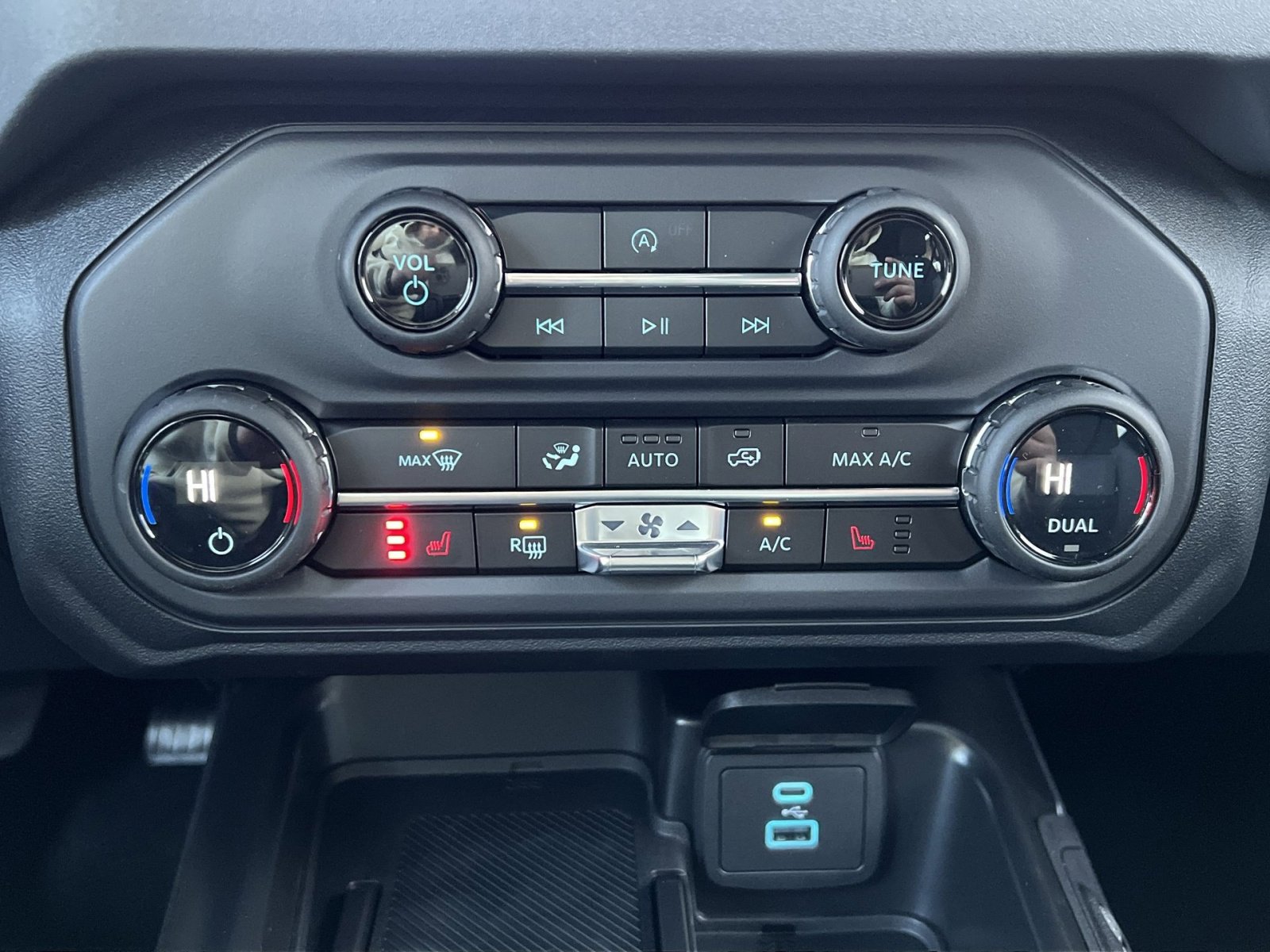 New 2025 Ford Bronco Big Bend image 21