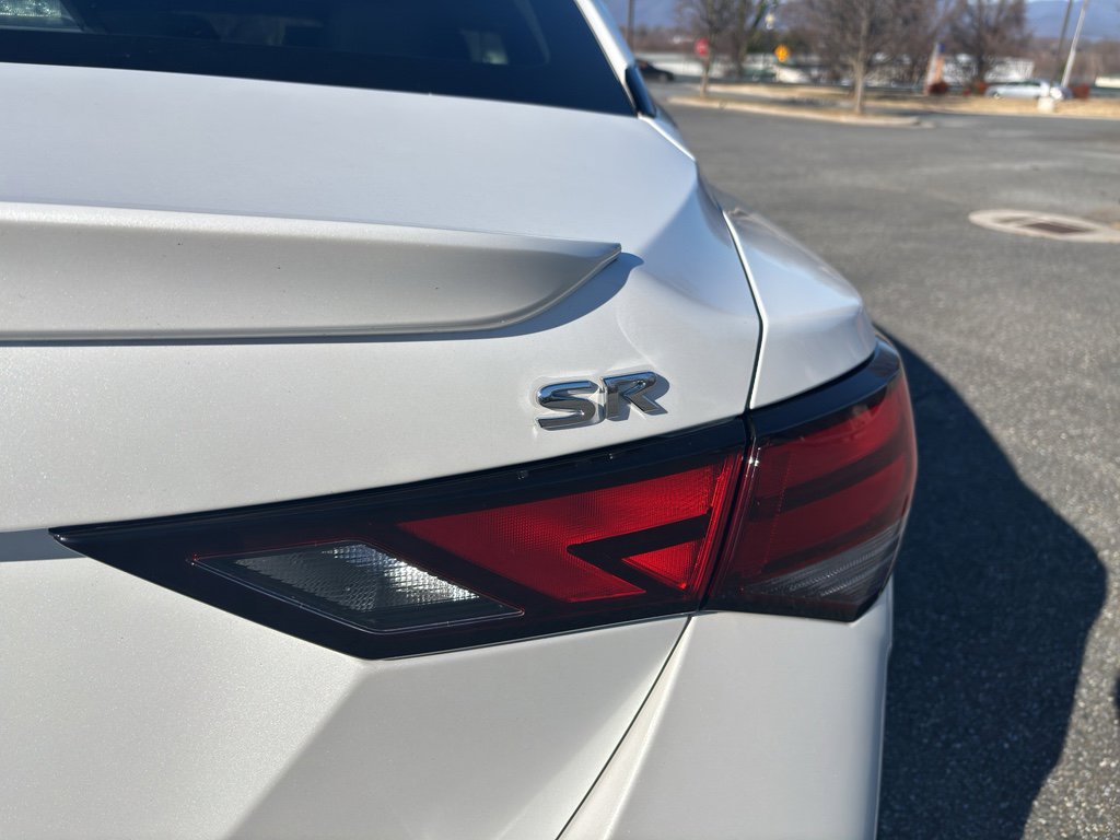 Used 2022 Nissan Sentra SR w/ Trunk Package image 18