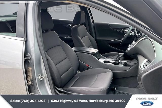Used 2023 Chevrolet Malibu LT w/ Driver Confidence Package image 6