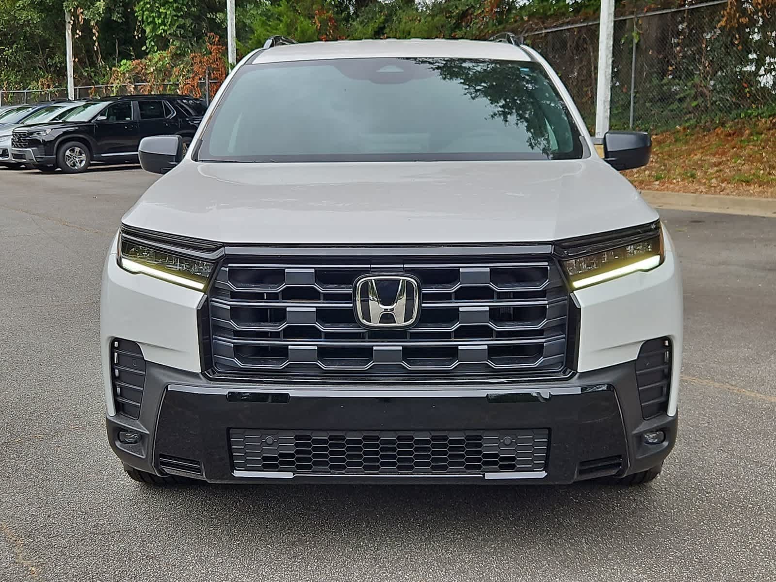 New 2026 Honda Pilot Sport image 6