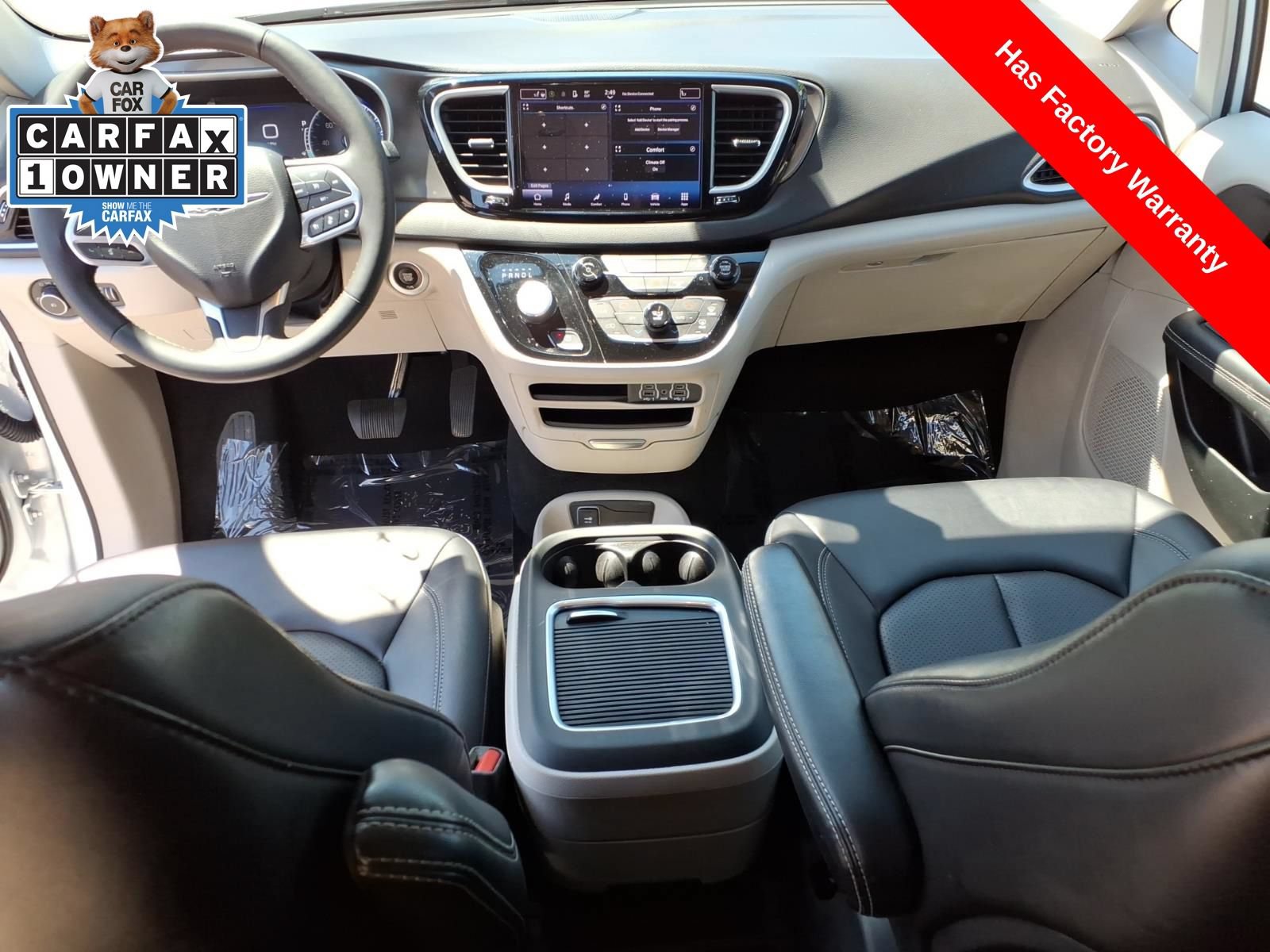 Used 2024 Chrysler Pacifica Touring-L FWD image 10