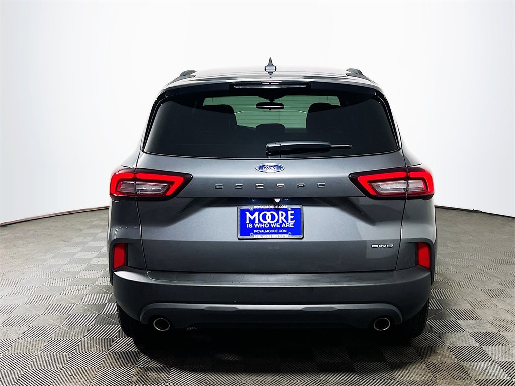 Used 2025 Ford Escape ST-Line image 7