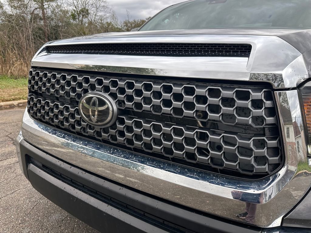 Used 2020 Toyota Tundra SR5 w/ SR5 Upgrade Package image 18