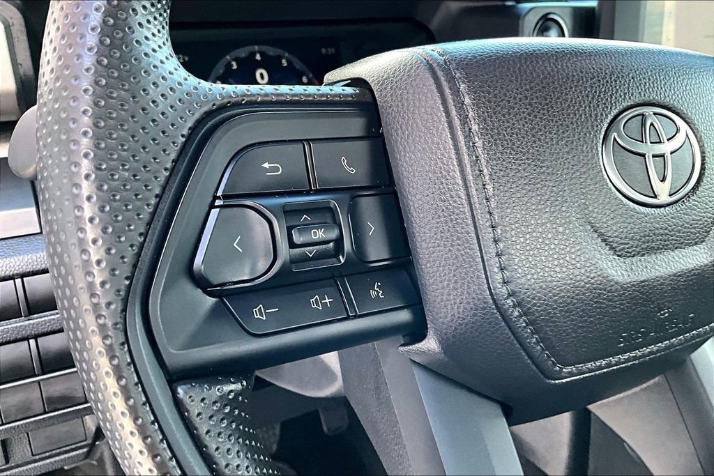 Certified 2025 Toyota Tacoma SR AWD/4WD image 12