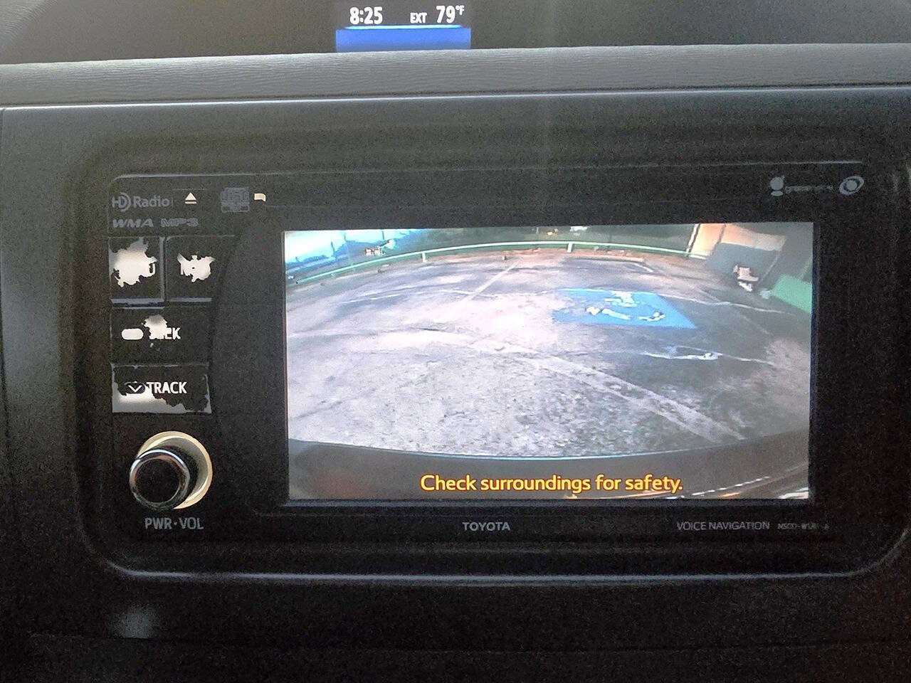 Used 2012 Toyota Sienna LE FWD image 45