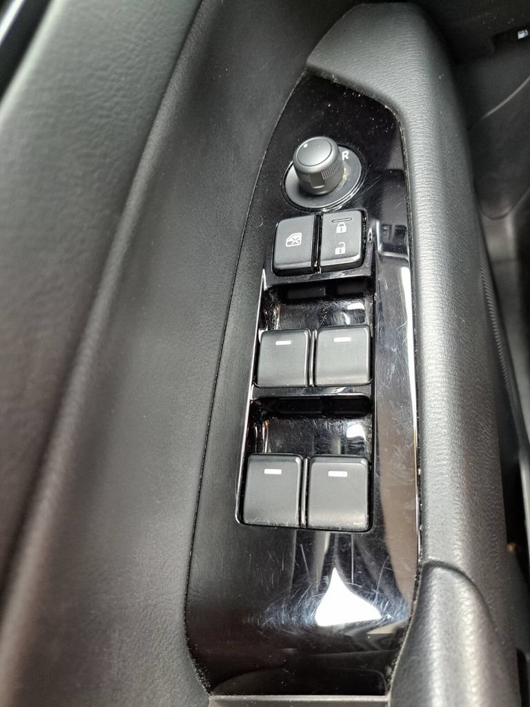 Used 2025 MAZDA CX-5 AWD 2.5 S w/ Select Package image 16