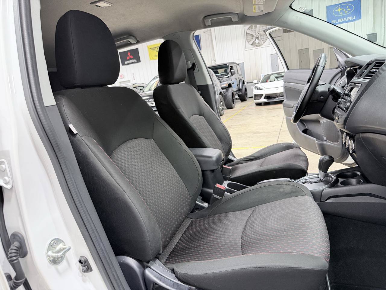 Used 2017 Mitsubishi Outlander Sport ES AWD/4WD image 37