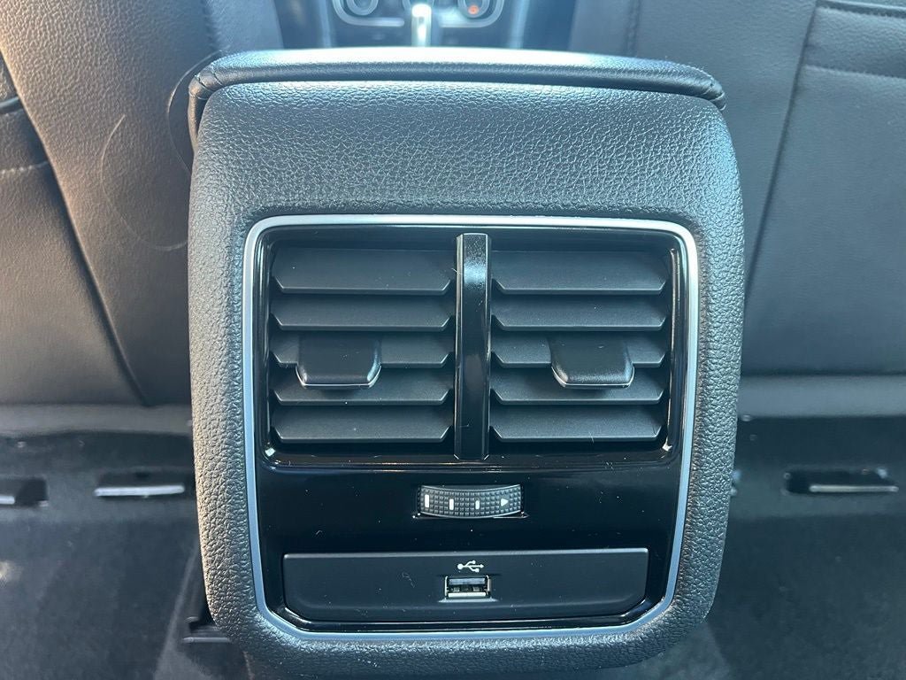 Used 2018 Volkswagen Passat 3.6 FWD image 15