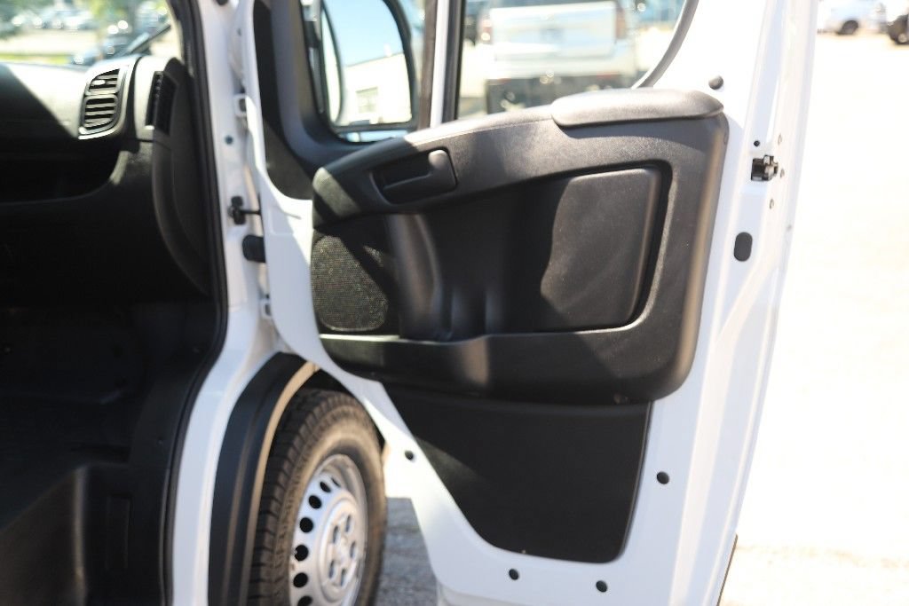 Used 2024 RAM ProMaster 2500 w/ Convenience Group FWD image 47