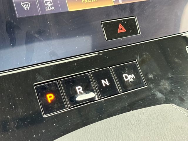 Used 2025 INFINITI QX80 Sensory image 16