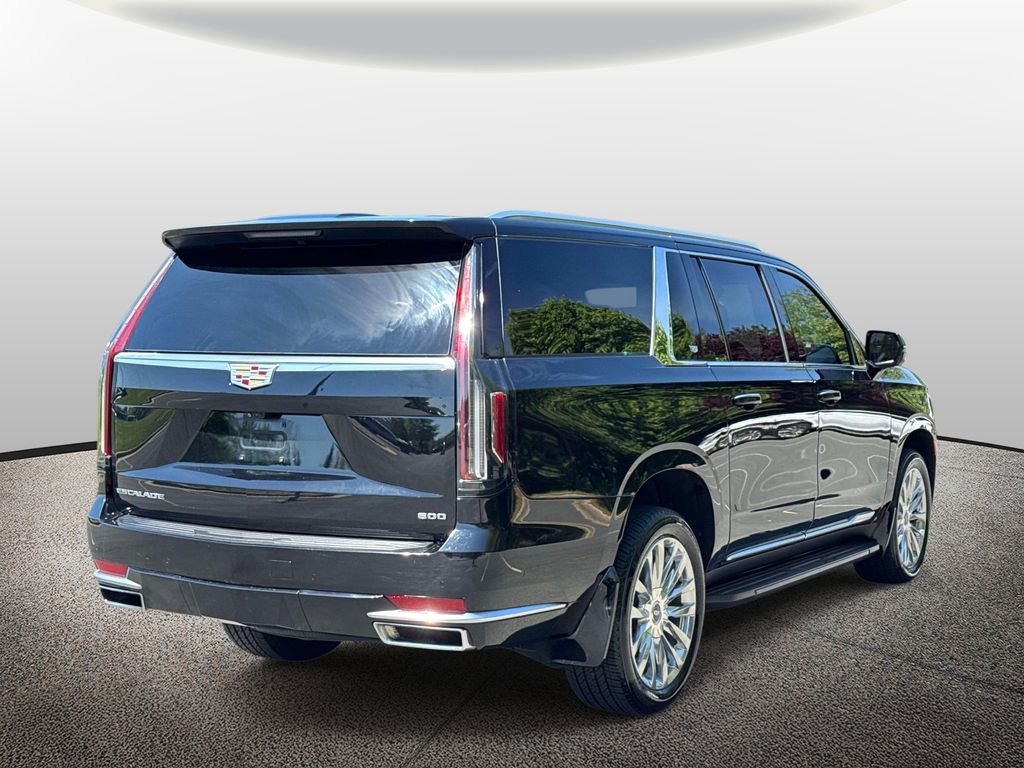 Used 2023 Cadillac Escalade ESV Premium Luxury AWD/4WD image 2