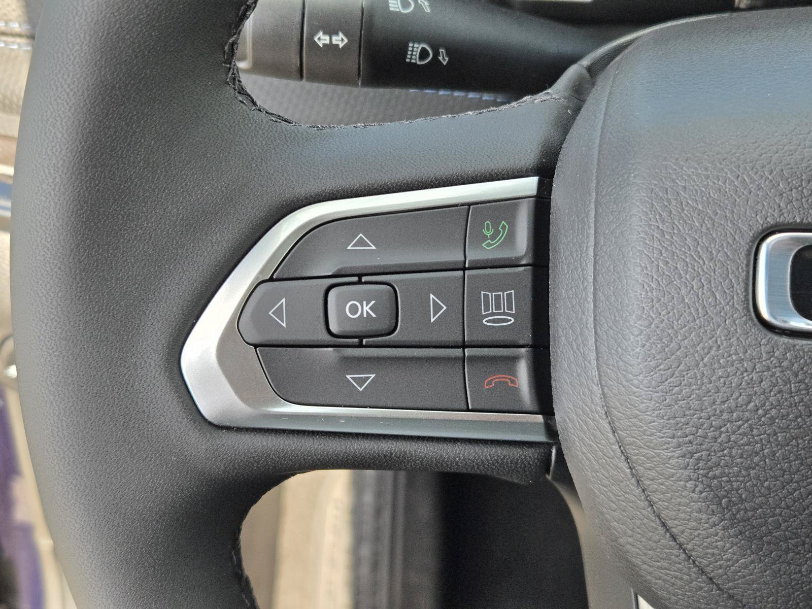 New 2026 Jeep Compass Limited w/ Sun, Sound & Navigation Group AWD/4WD image 17