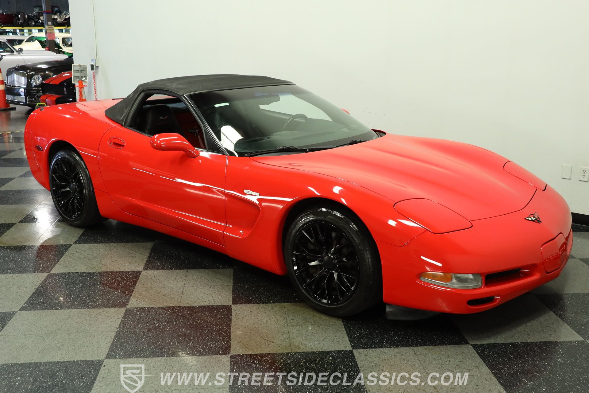 Used 1999 Chevrolet Corvette Coupe w/ Memory Pkg RWD image 14