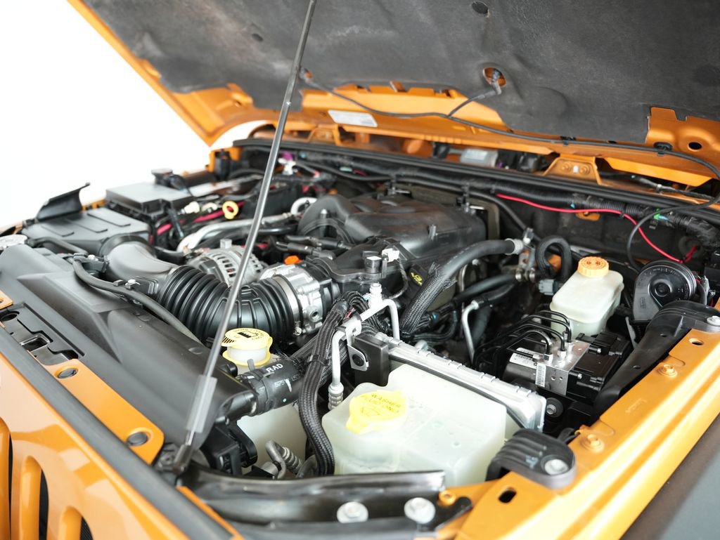 Used 2014 Jeep Wrangler Rubicon w/ Power Convenience Group AWD/4WD image 41