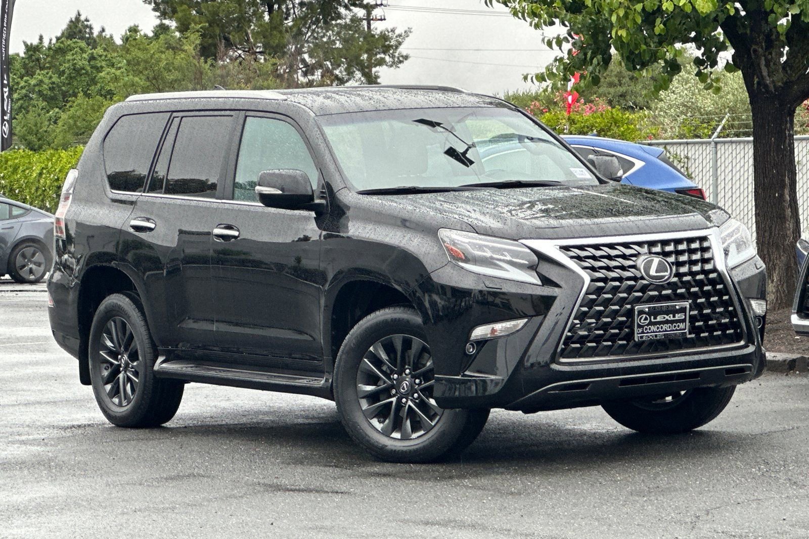 Used 2021 Lexus GX 460 Premium w/ Premium Package image 2