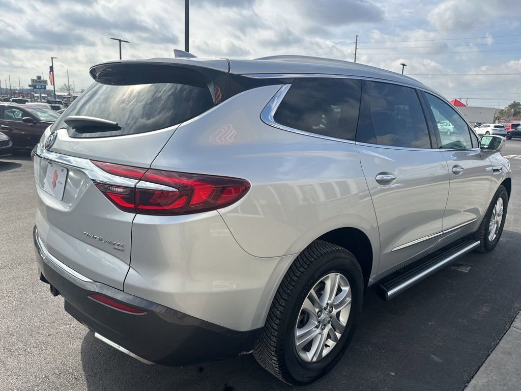 Used 2019 Buick Enclave Essence image 6