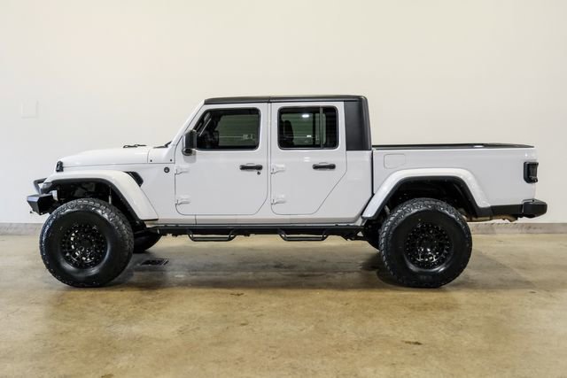 Used 2023 Jeep Gladiator Sport AWD/4WD image 7