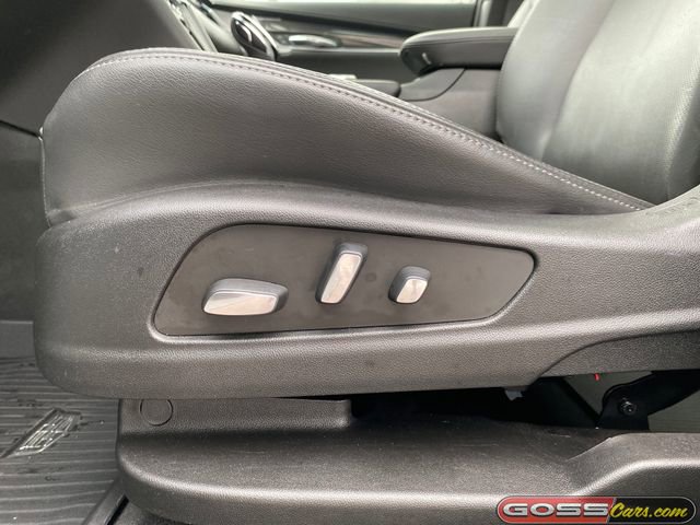 Used 2024 Cadillac XT6 Sport w/ Technology Package image 29