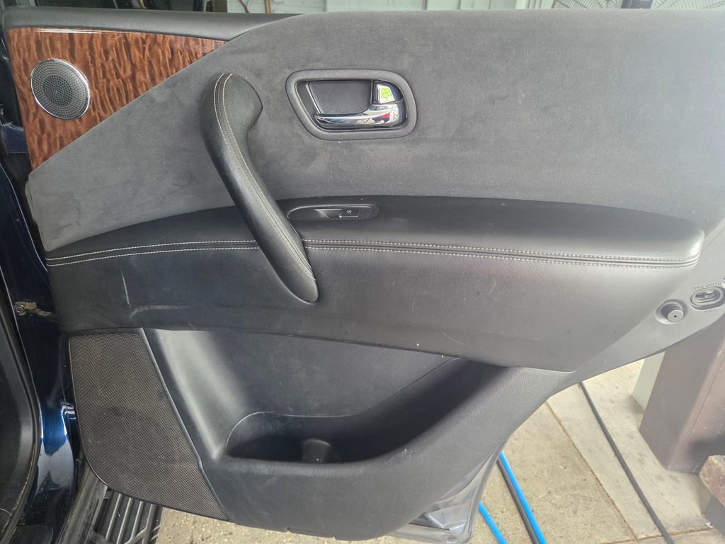 Used 2020 Nissan Armada SV w/ Driver Package image 17