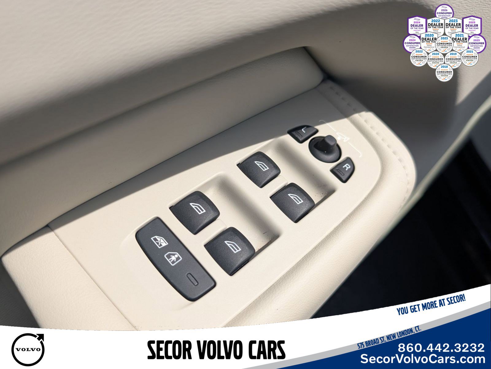 Used 2023 Volvo XC60 B5 Plus w/ Climate Package AWD/4WD image 22