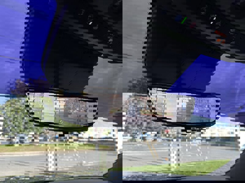 Used 2021 Cadillac Escalade Premium Luxury w/ LPO, Illumination Package image 52