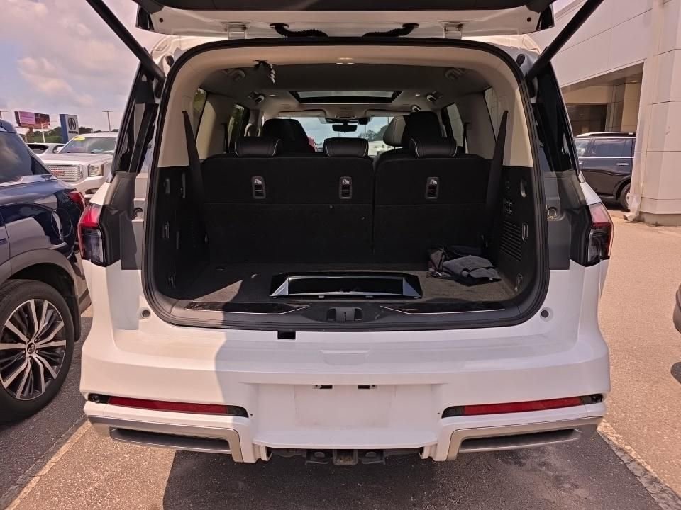 Used 2025 INFINITI QX80 Sensory AWD/4WD image 17