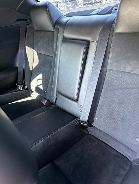 Used 2018 Dodge Challenger R/T Scat Pack RWD image 12