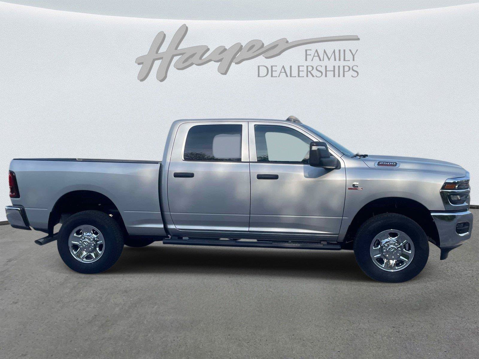 New 2026 RAM 2500 Tradesman AWD/4WD image 3