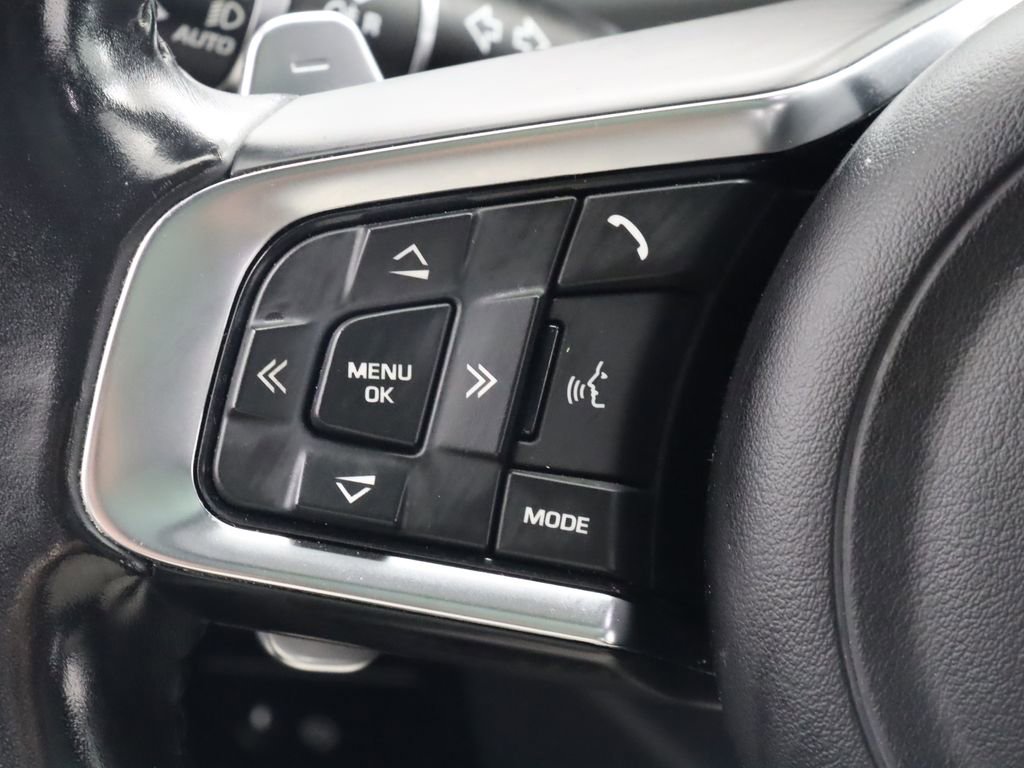Used 2019 Jaguar F-PACE R-Sport AWD/4WD image 22